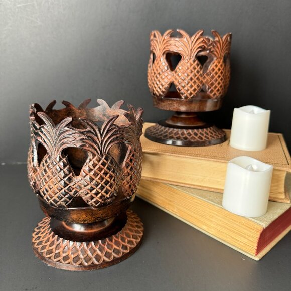 Pineapple Pedestal Candleholders Set of 2 Metal Art - Picture 14 of 15